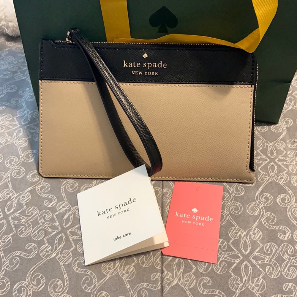 New Kate spade wristlet